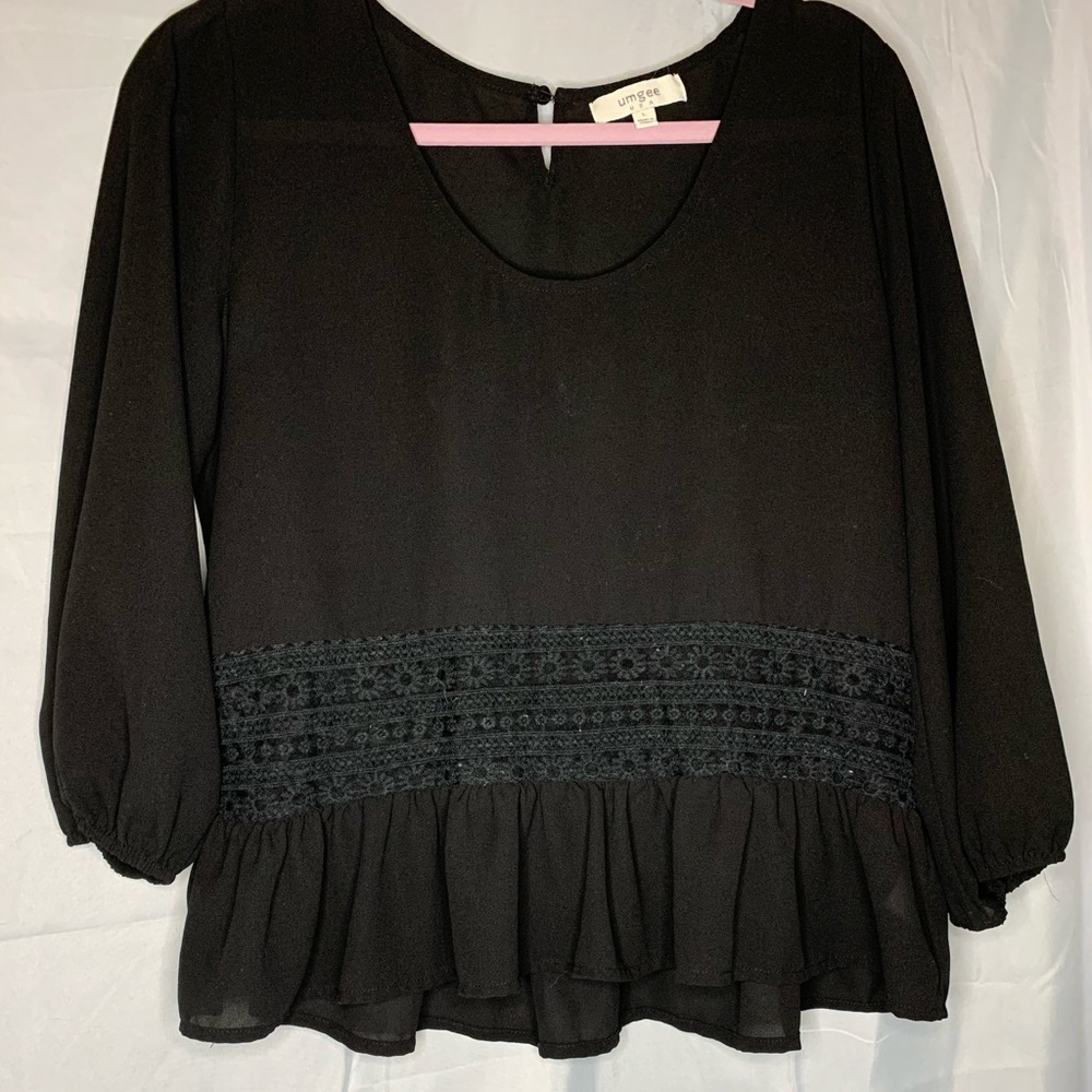 Super cute crop top!